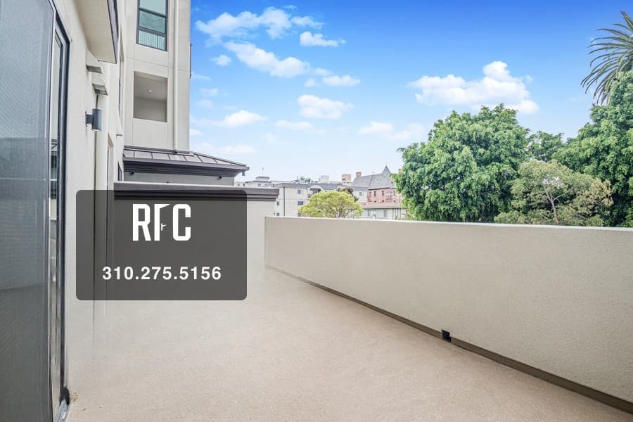 Unit 104 thumbnail 5