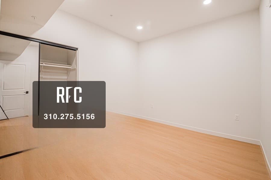 Unit 205 thumbnail 3