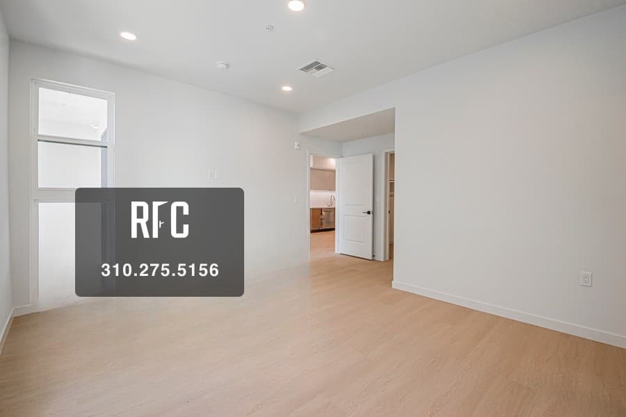 Unit 207 thumbnail 12