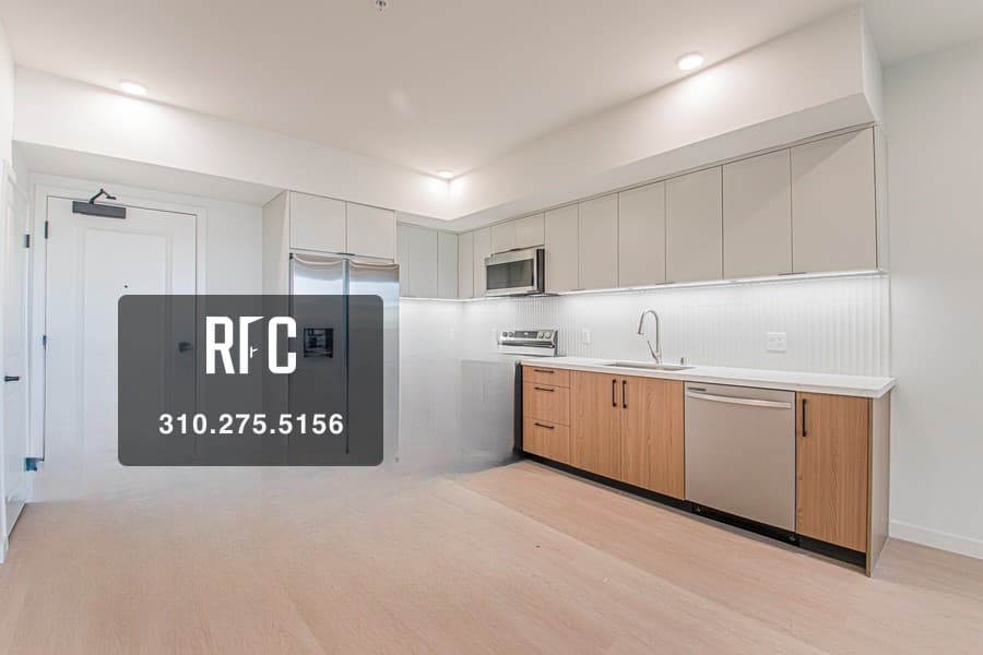 Unit 208 thumbnail 2