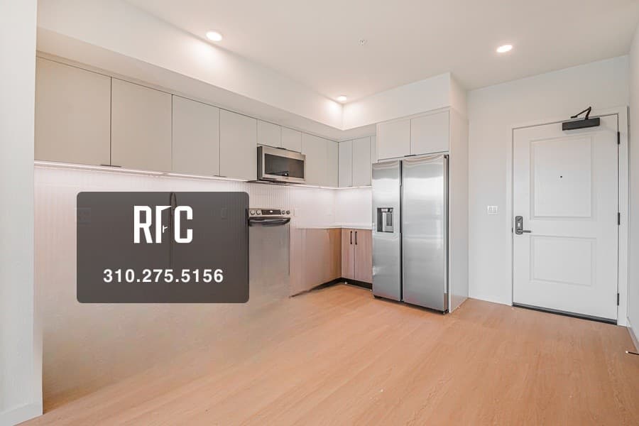 Unit 411 thumbnail 4